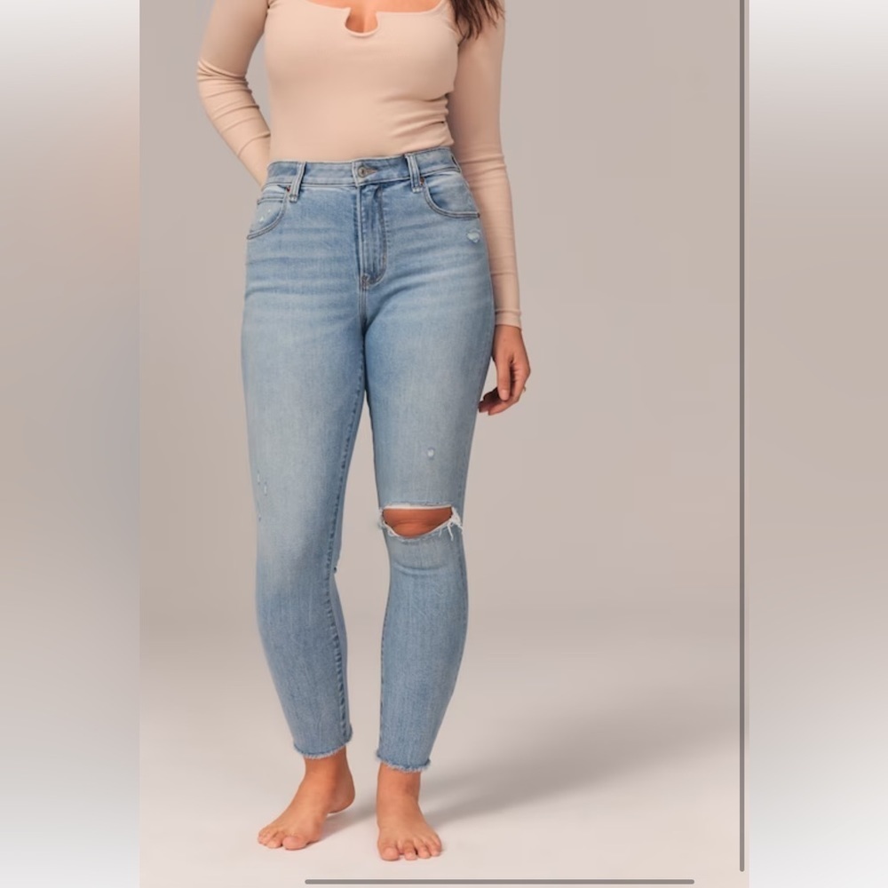Abercrombie & Fitch Curve Love Super Skinny Ankle High Rise Jeans 14